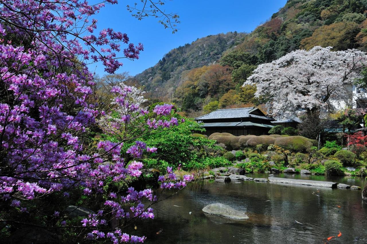 Yoshiike Ryokan Хаконе Екстериор снимка