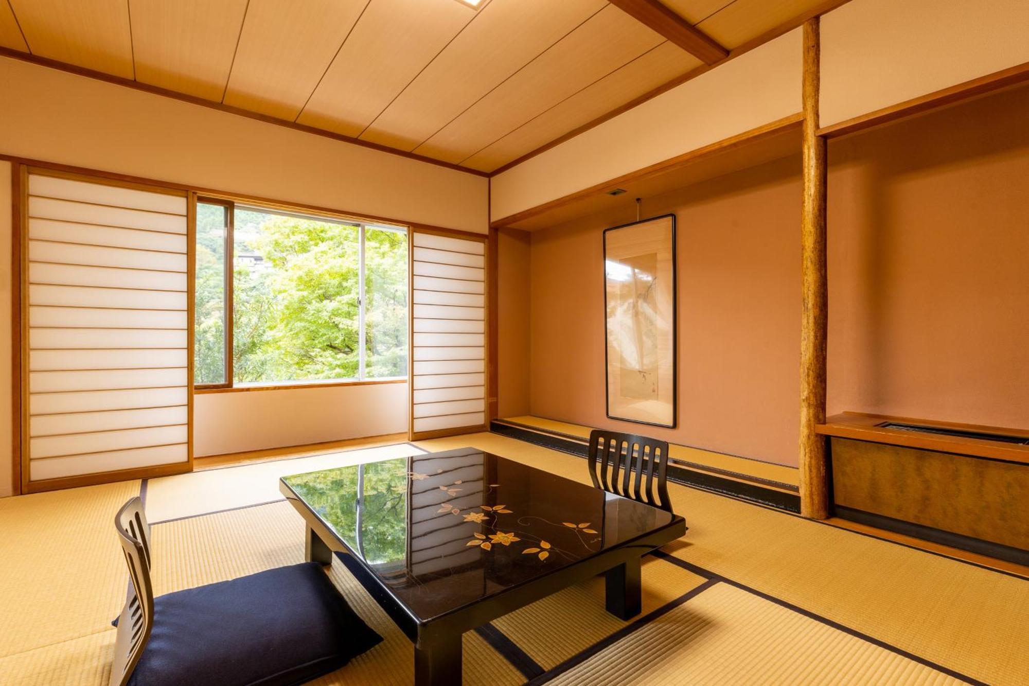 Yoshiike Ryokan Хаконе Стая снимка